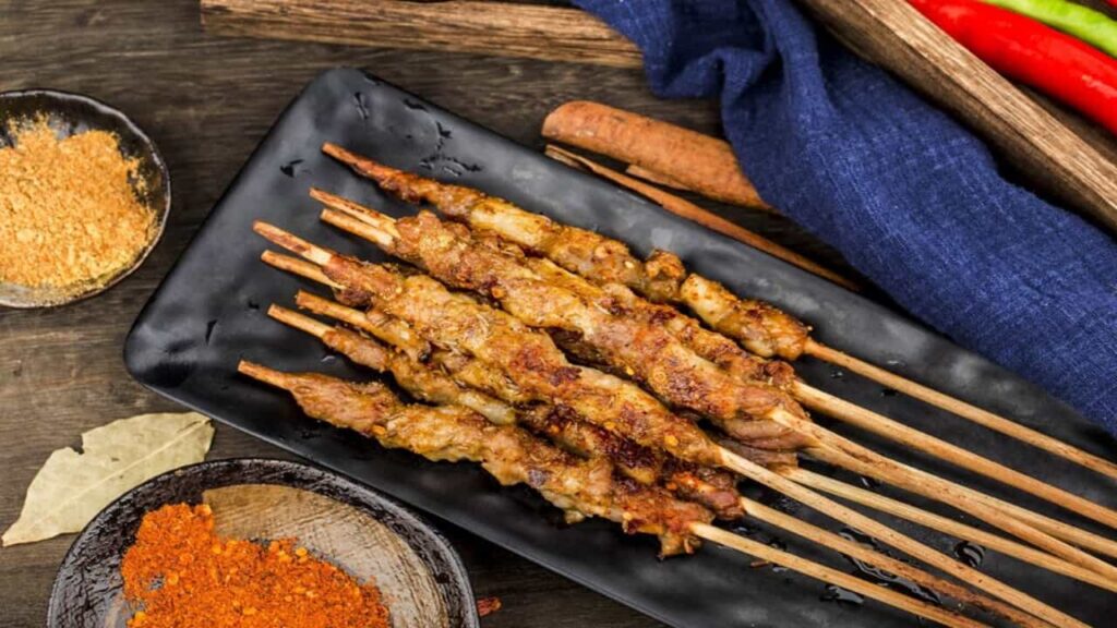 Best Chinese Chicken on a Stick Recipe - Hearty Cooker